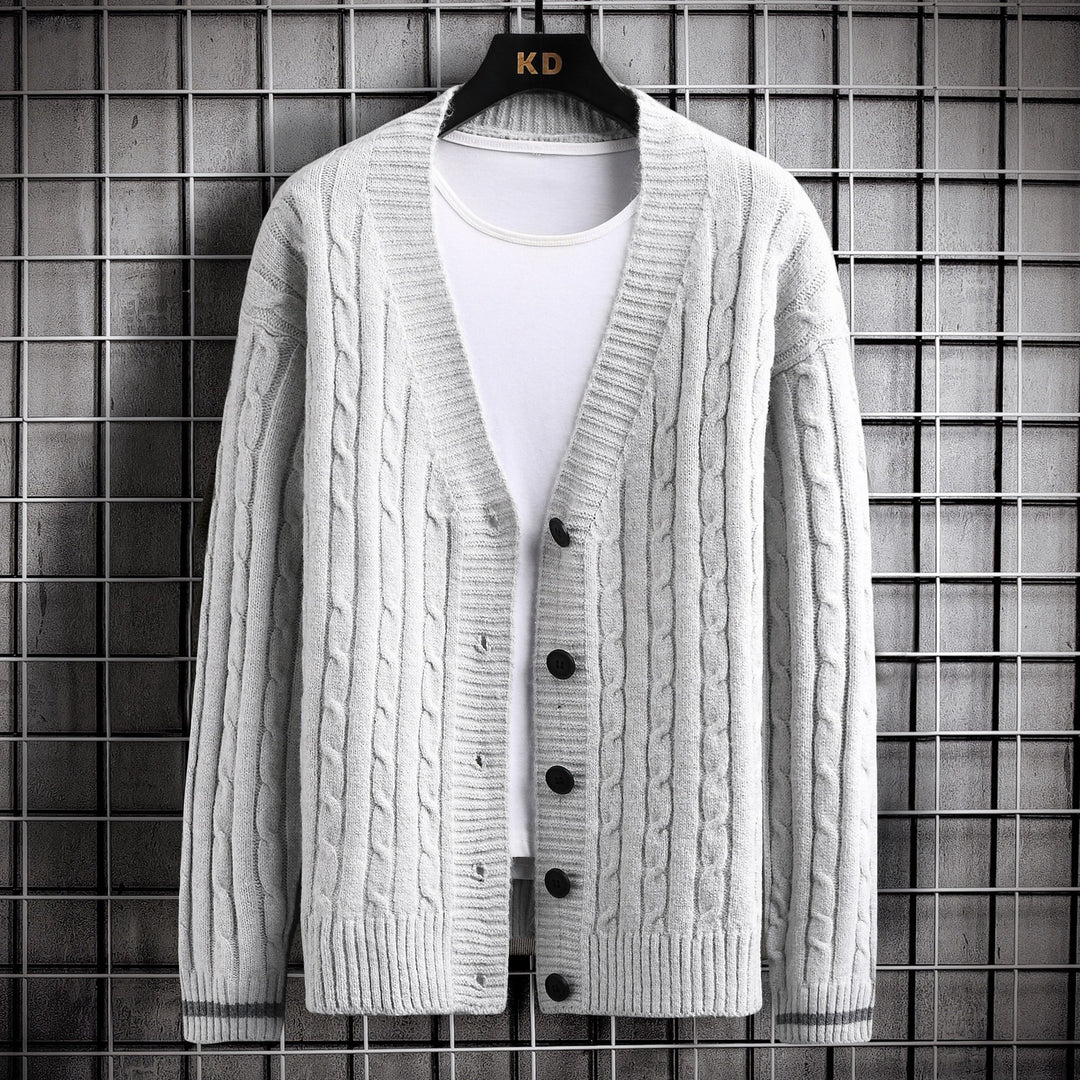 Damen Strickjacke mit Zopfmuster und Knopfdetails Drune