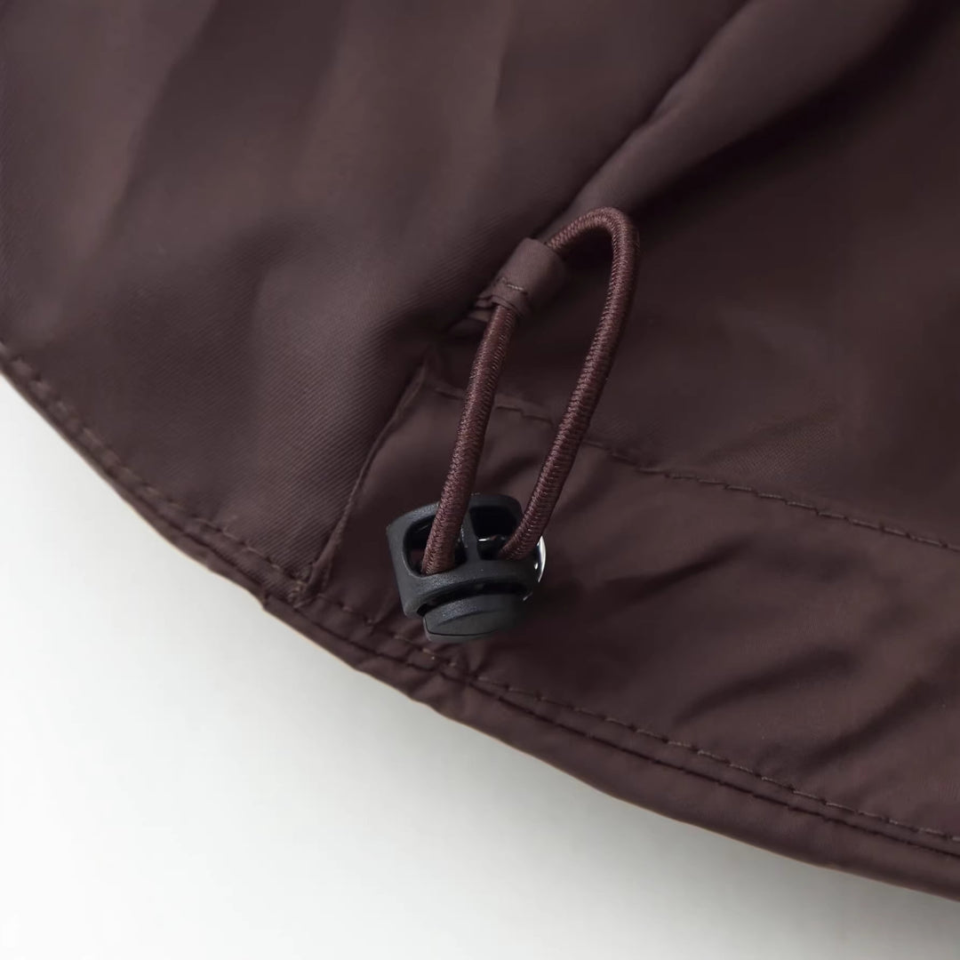 Damen Kurz geschnittene Steppjacke mit extrabreitem Schalkragen und wattierter Kapuze Drune