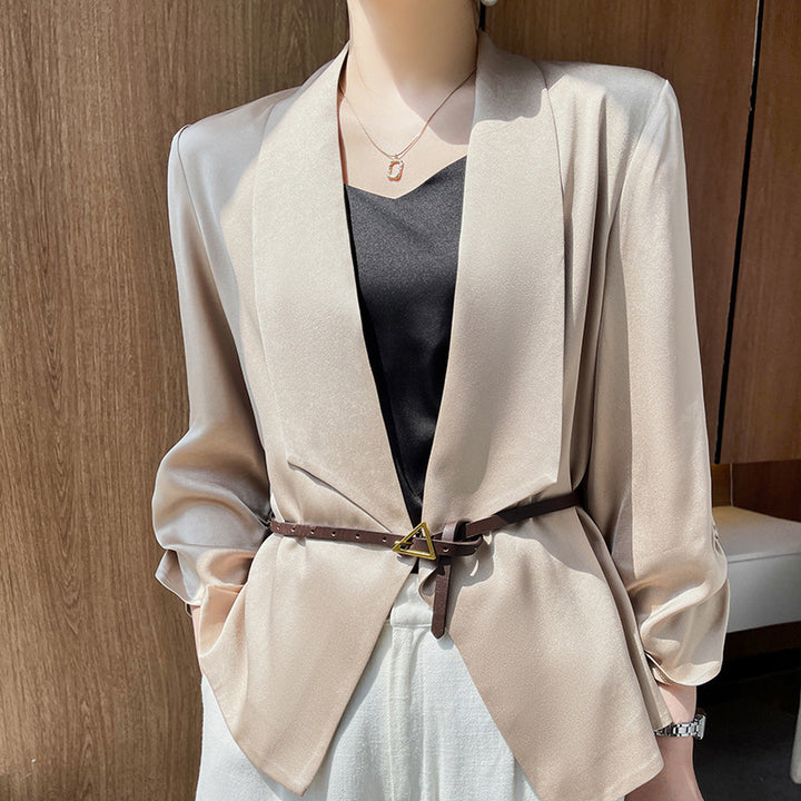 Damen Schalkragen-Blazer mit Satinbesatz, offener Front und legerer Kurzform Drune