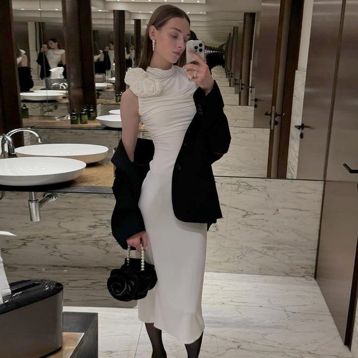 Damen figurbetontes Abendkleid mit asymmetrischem Kragen und floraler Applikation Drune