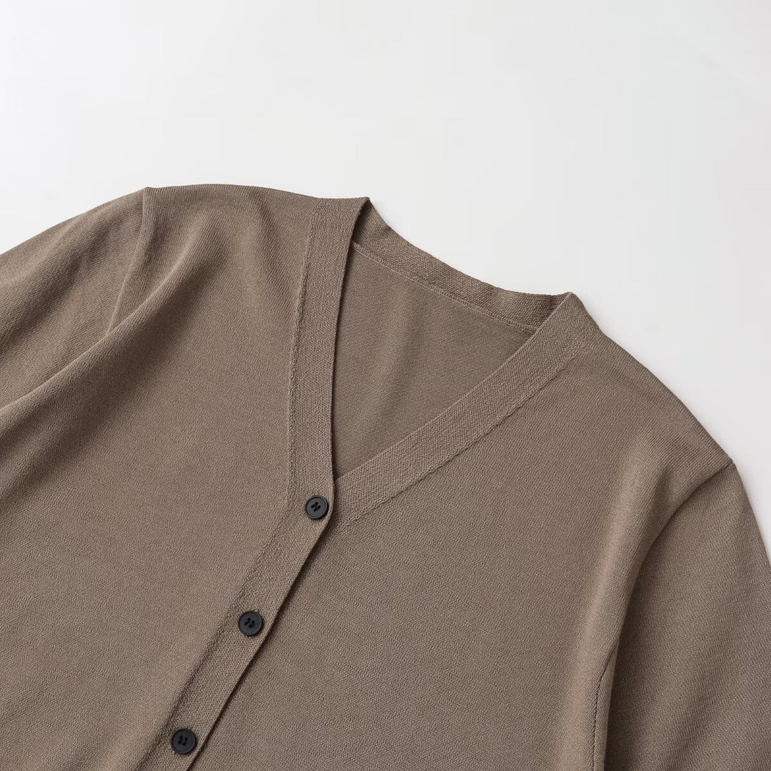 Damen Strickjacke mit V-Ausschnitt und kurzen Ärmeln Drune