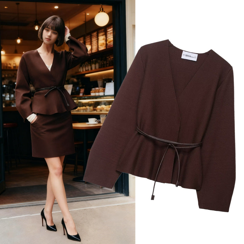 Damen Wickelbluse mit figurbetonendem Design und eleganten Taillenzug Drune
