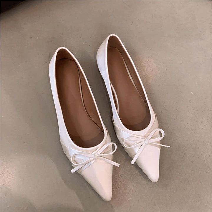 Damen Spitz zulaufende flache Ballerina mit Schleifen-Detail und gepolstertem Komfortfußbett Drune