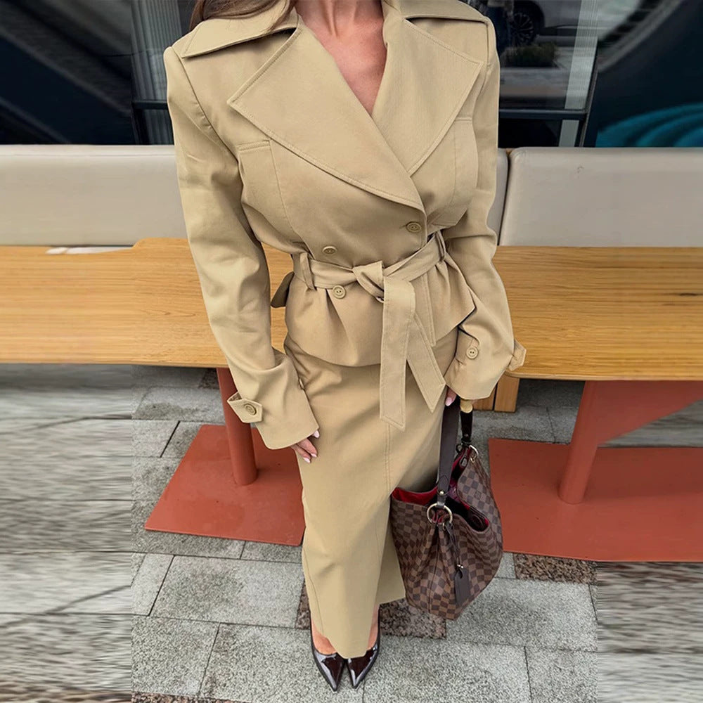 Damen Tailliertes Trench-Set mit Schößchen, Bindegürtel & Bleistiftrock Drune