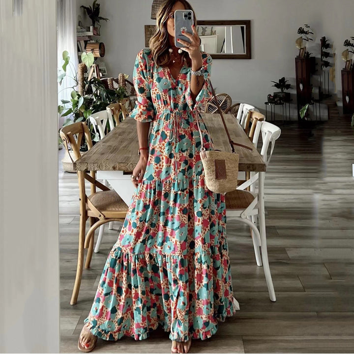 Damen Maxikleid mit Blumenprint, V‑Ausschnitt, Stufenvolant und Tunnelzugtaillen Drune