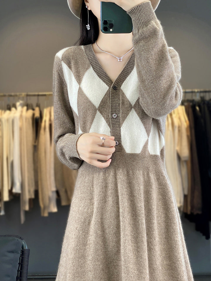 Damen Strick-Set mit V-Cardigan Rautenmuster und tailliertem Midirock Drune