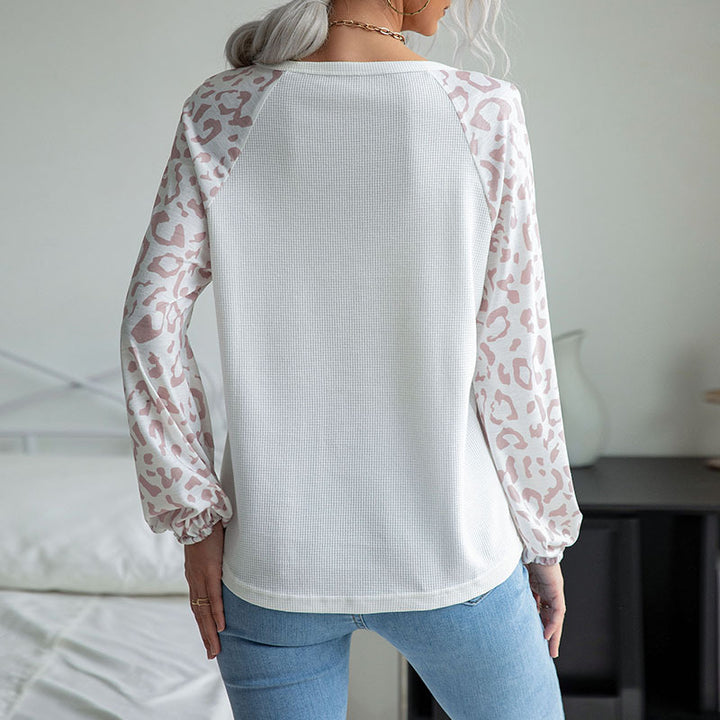Damen Feinstrick-V‑Neck-Shirt mit Waffelstruktur und Chiffon-Leopardenärmeln Drune