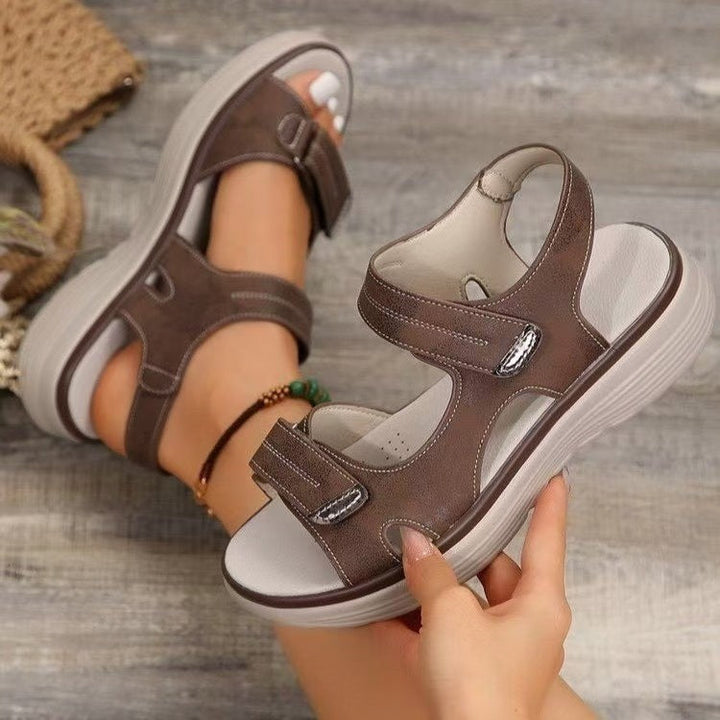 Damen Bequeme Sandalen mit verstellbarem Klettverschluss und anatomischer Fußbettgestaltung Drune
