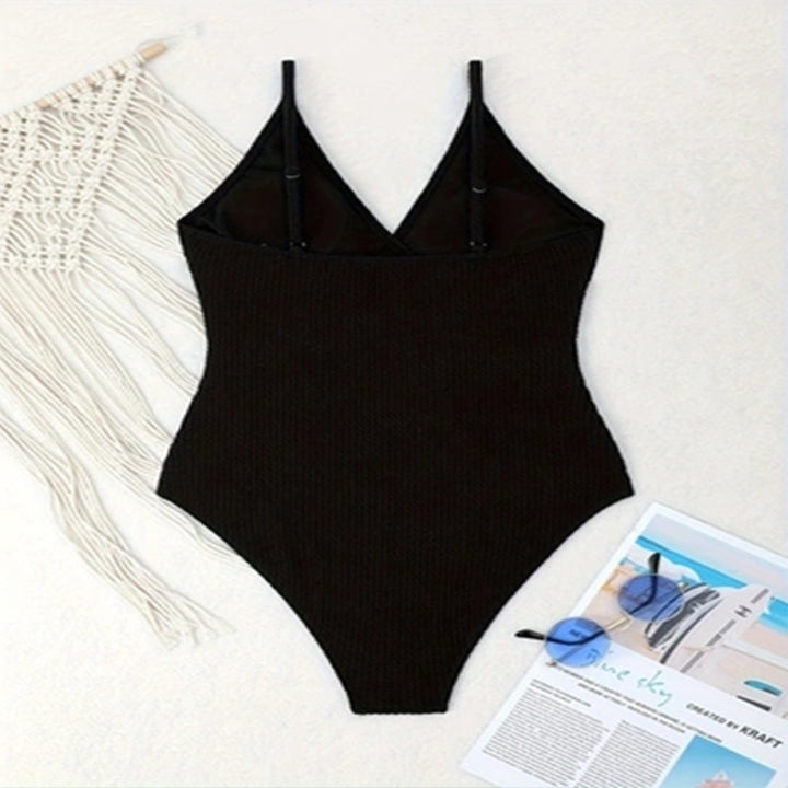 Damen Einteiler Badeanzug mit trendigem Wickel-Design und Ringelement Drune