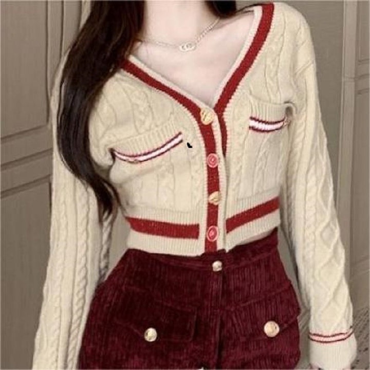 Damen Strickjacke mit Zopfmuster und kontrastierenden Taschen Drune