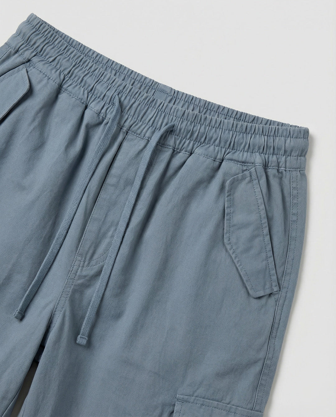 Damen weite Cargo-Hose im Retro-Utility-Stil mit hochgeschnittenem Bund Tunnelzug Mehrfachklappentaschen und verstellbaren Seitenschlaufen Drune