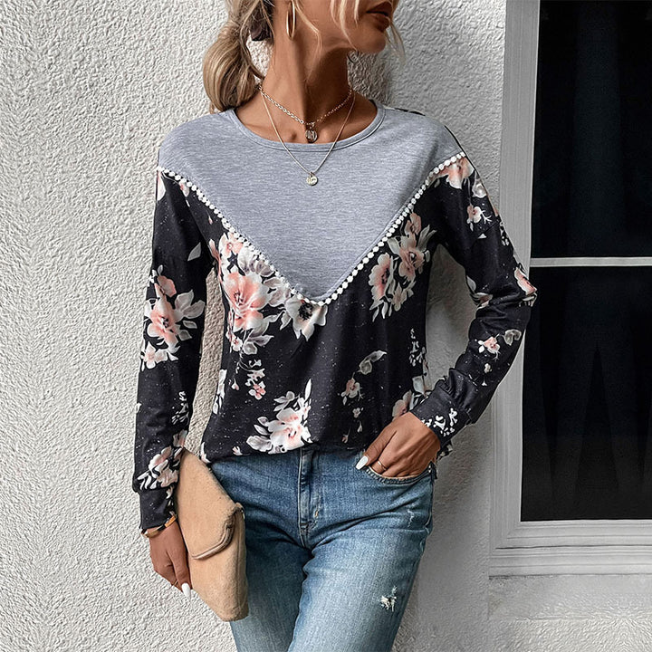 Damen Lässiges Langarm-Jerseyshirt mit kontrastiertem V‑Einsatz, Pompon‑Borte und floralem Alloverprint Drune