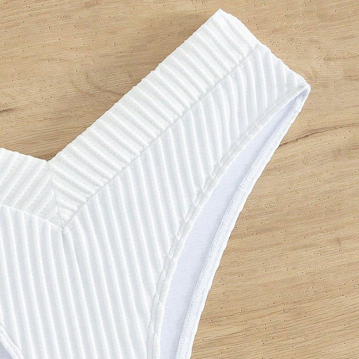 Damen Hochgeschnittenes Bikini-Unterteil mit V-Ausschnitt Drune