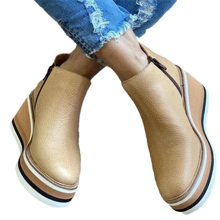 Damen Keilabsatz-Stiefeletten mit Plateau, Slip-On-Design und weichem Lederfinish Drune
