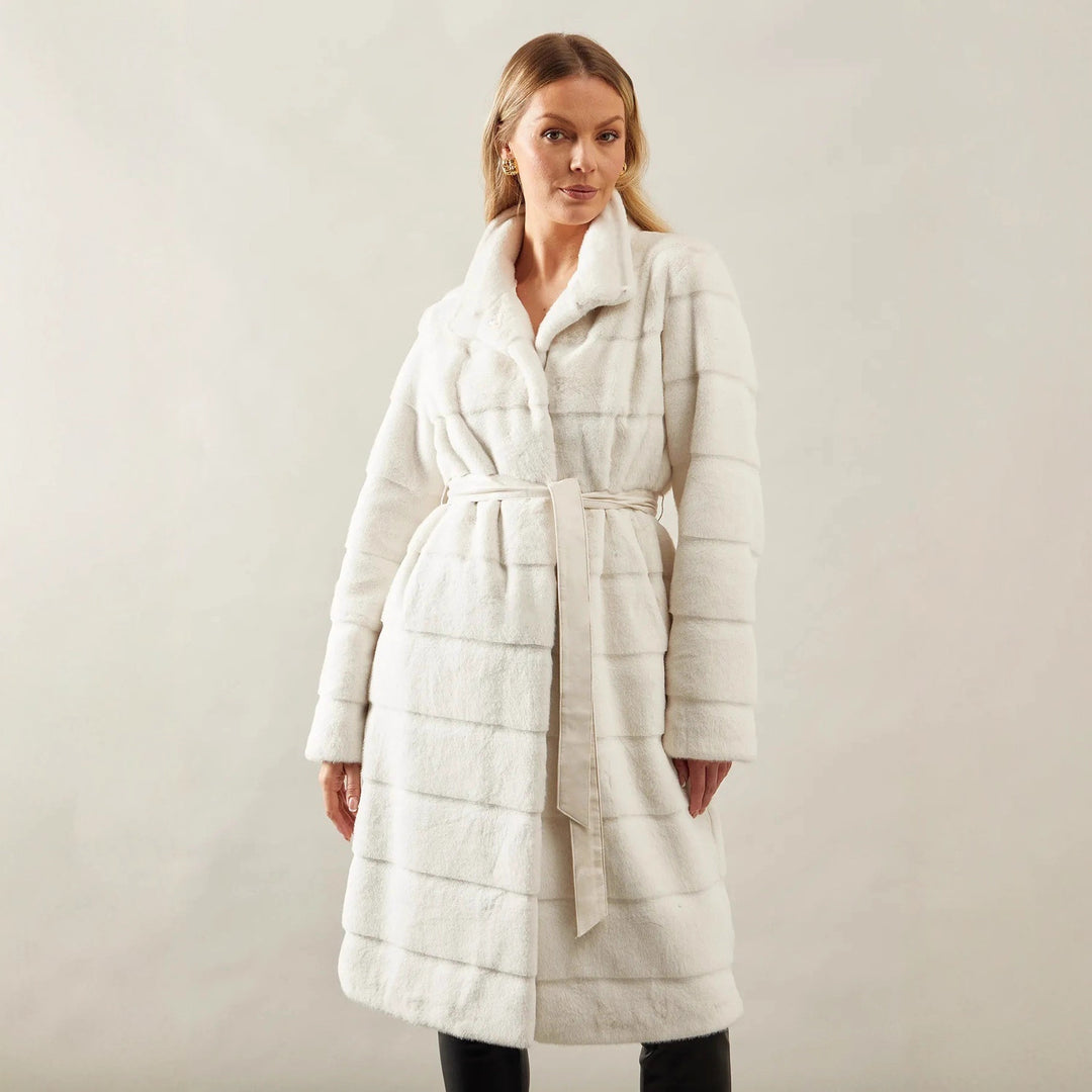 Damen Markante Kuscheljacke mit eingefasstem Gürtel Drune