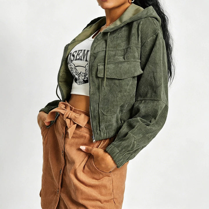 Damen Kurzjacke aus Cord mit Kapuze, Reißverschluss und aufgesetzten Brusttaschen Drune