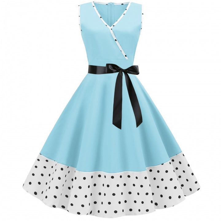 Damen Swingkleid mit V-Ausschnitt und gepunktetem Saum Drune