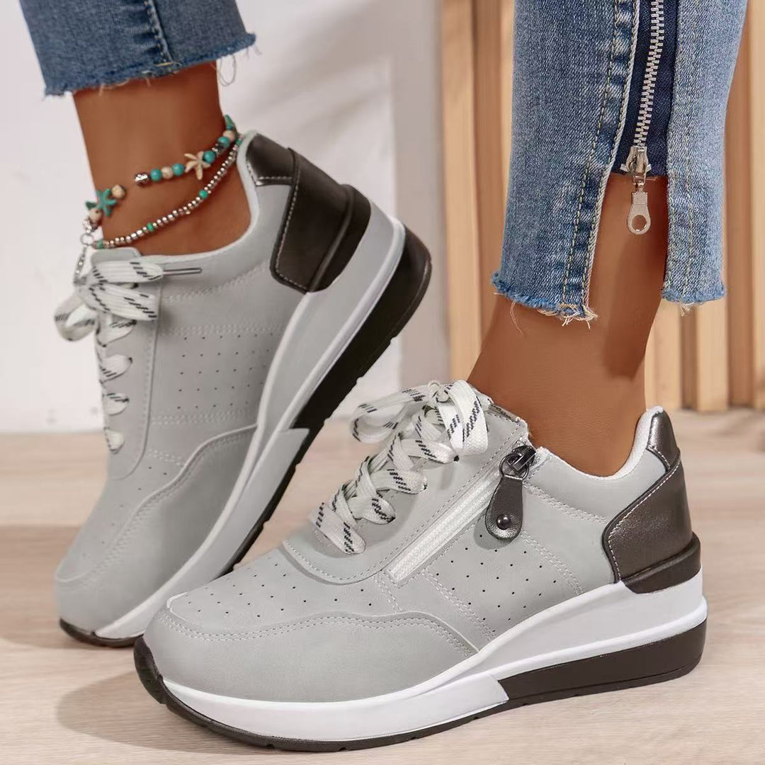 Damen sportive Plateau-Wedgesneaker mit seitlichem Zipper, perforiertem Nubuklook und dämpfender EVA-Sohle Drune