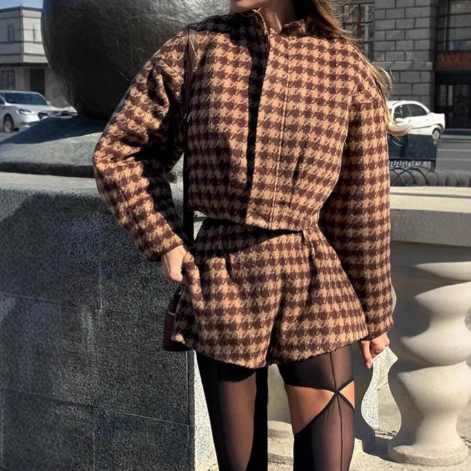 Damen Zweiteiliges Hahnentritt-Wollmix-Set mit tailliertem Kurzblazer und hochgeschnittener Short Drune