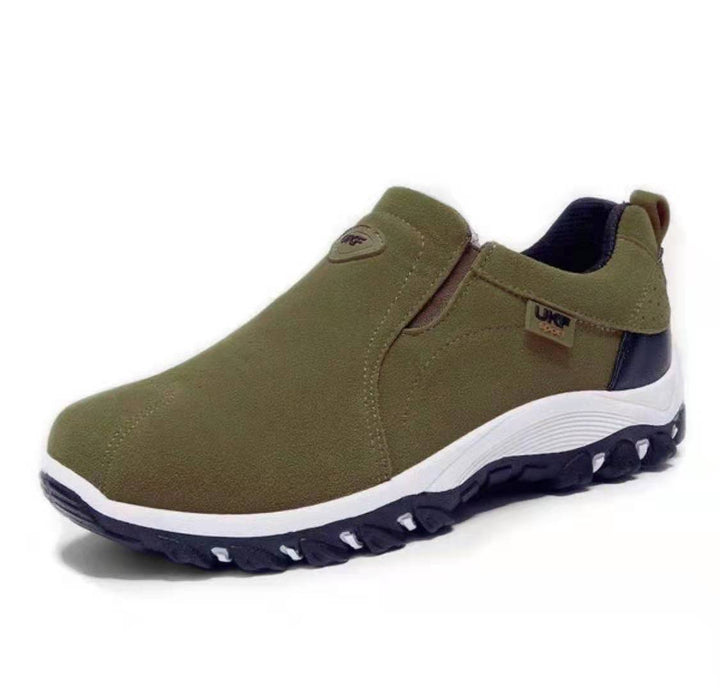 Herren nan robuste Slip-On-Sneaker aus Velourslederoptik mit elastischen Einsätzen und profilierter Gummilaufsohle Drune
