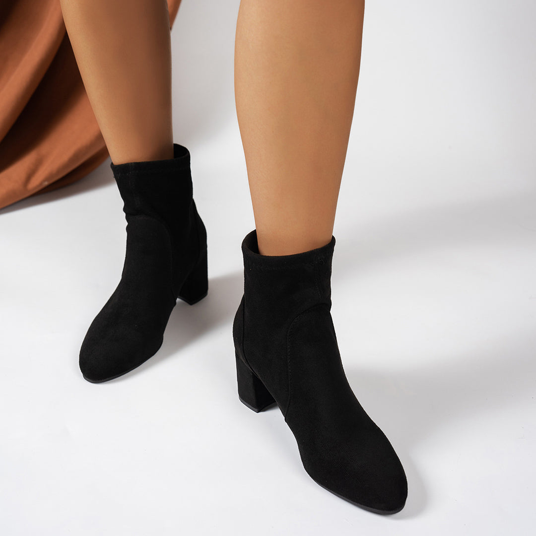 Damen Elegante Stiefeletten aus Wildleder Drune