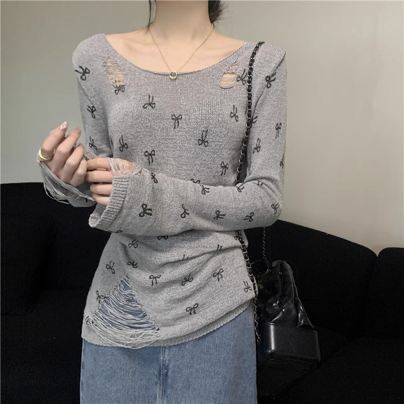 Damen Langarmshirt mit modischen Rissen und verspieltem Motiv Drune
