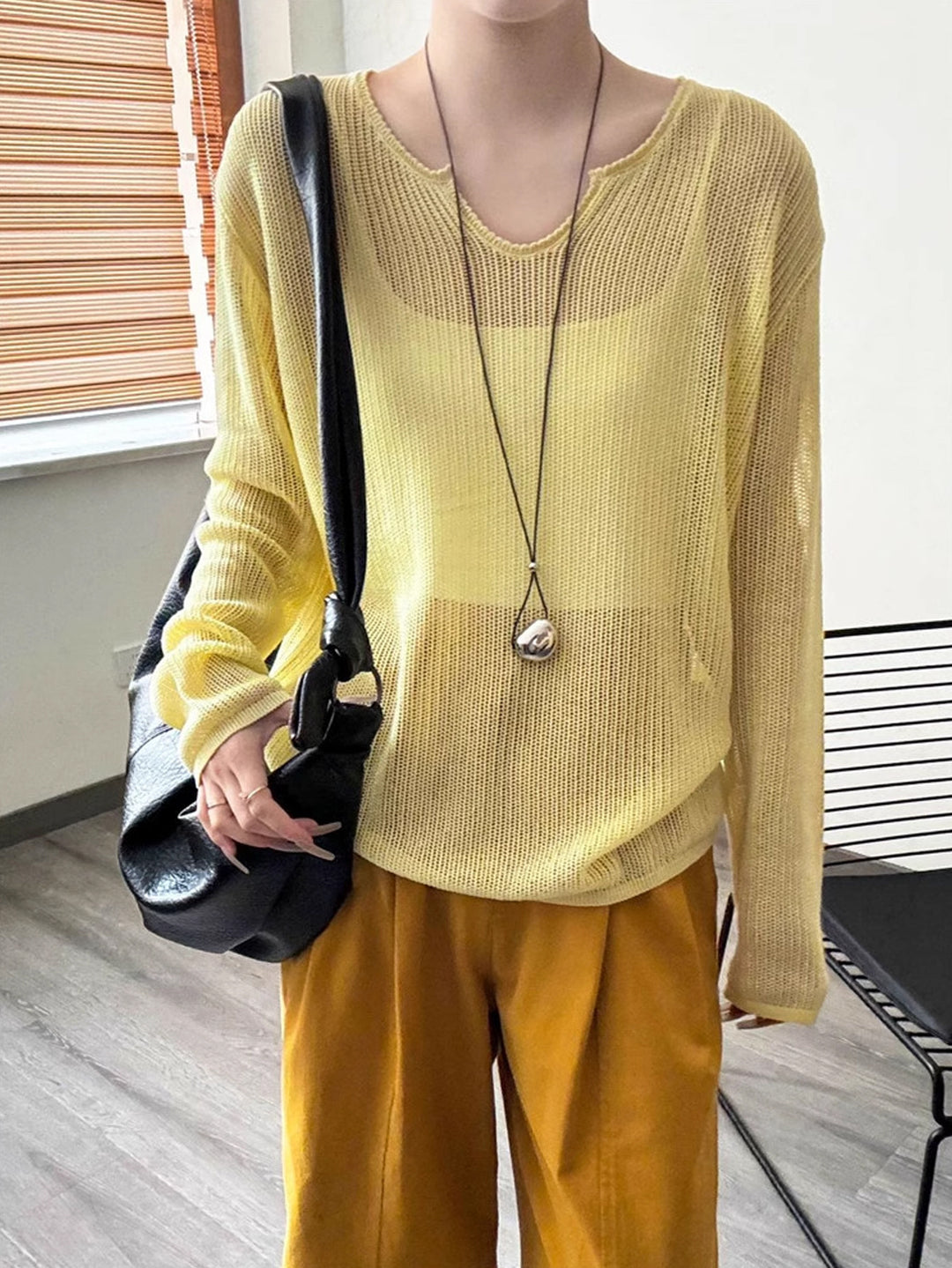 Damen luftiger Strickpullover mit V-Ausschnitt und lässigem Schnitt Drune