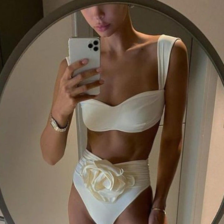 Damen Hochgeschnittener Bikini mit raffiniertem Rüschendetail Drune