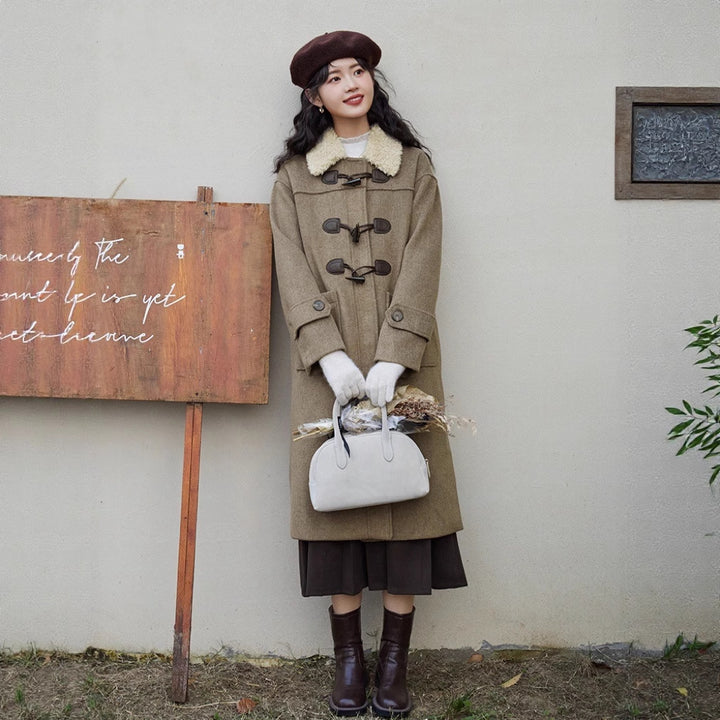 Damen Langer Duffle‑Mantel mit Teddykragen, Knebelverschlüssen und aufgesetzten Taschen Drune