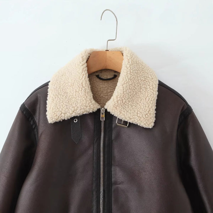 Damen Oversize-Fliegerjacke aus Kunstleder mit Teddykragen und Zipper-Taschen Drune