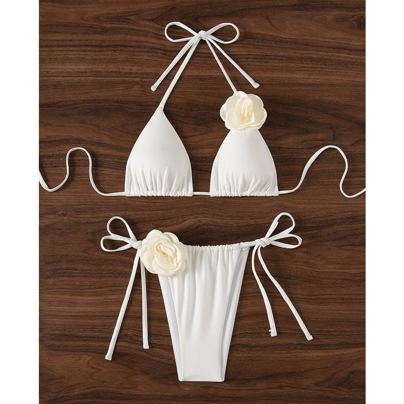Damen Triangel-Bikini mit verspielten Blütenapplikationen und verstellbaren Bindebändern Drune