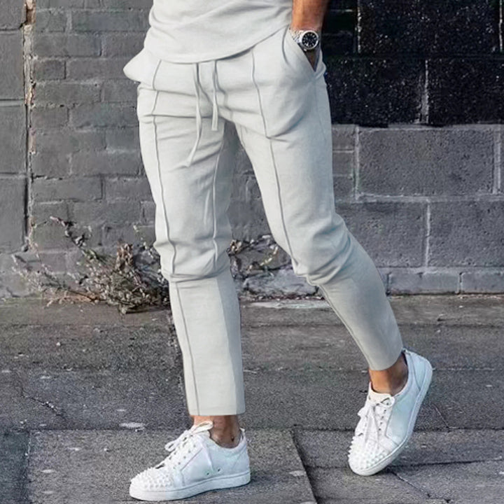 Herren nan Slim Tapered Jogginghose mit dekorativen Steppnähten, elastischem Tunnelzug und schmalem Knöchelabschluss Drune