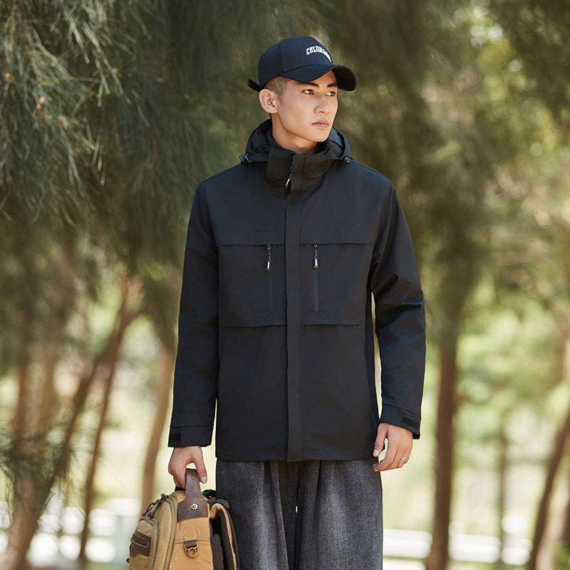 Herren technische Outdoorjacke mit Kapuze, wasserabweisender Membran und multifunktionalen Reißverschlusstaschen Drune