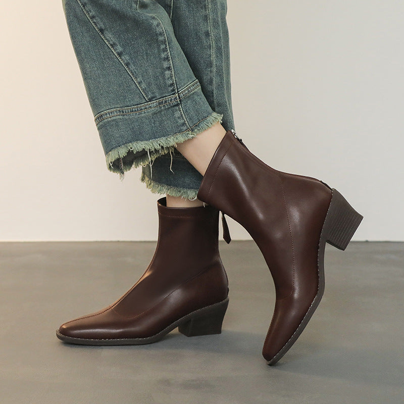 Damen Minimalistische Sock‑Ankleboot aus Glattleder mit hinterem Reißverschluss und sculpted Blockabsatz Drune
