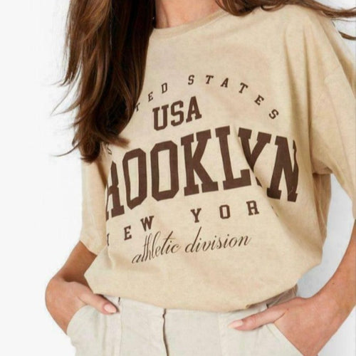 Damen Oversized T-Shirt mit sportlichem Brooklyn-Design und relaxed Fit Drune