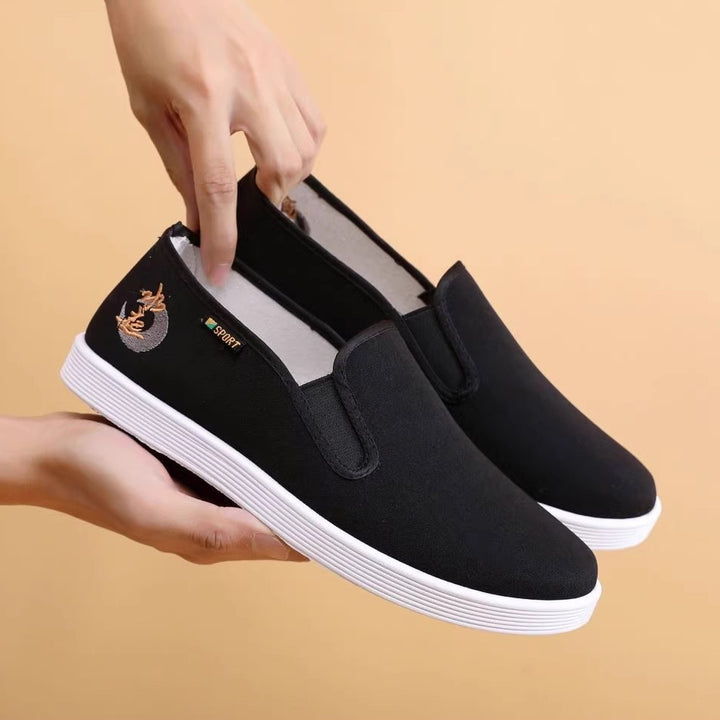 Herren Baumwoll-Slip-On mit gesticktem Motiv und rutschfester Gummisohle Drune