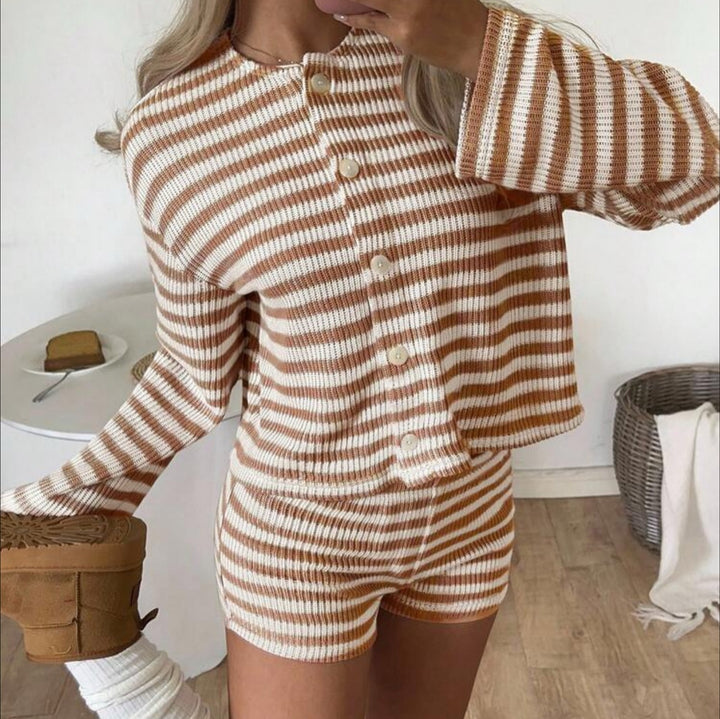 Damen Freizeitoberteil und Shorts-Set mit Streifenmuster Drune