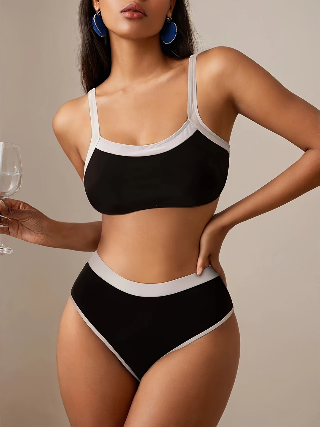 Damen Bikini-Set mit sportlichem Schnitt und hohem Taillenslip Drune