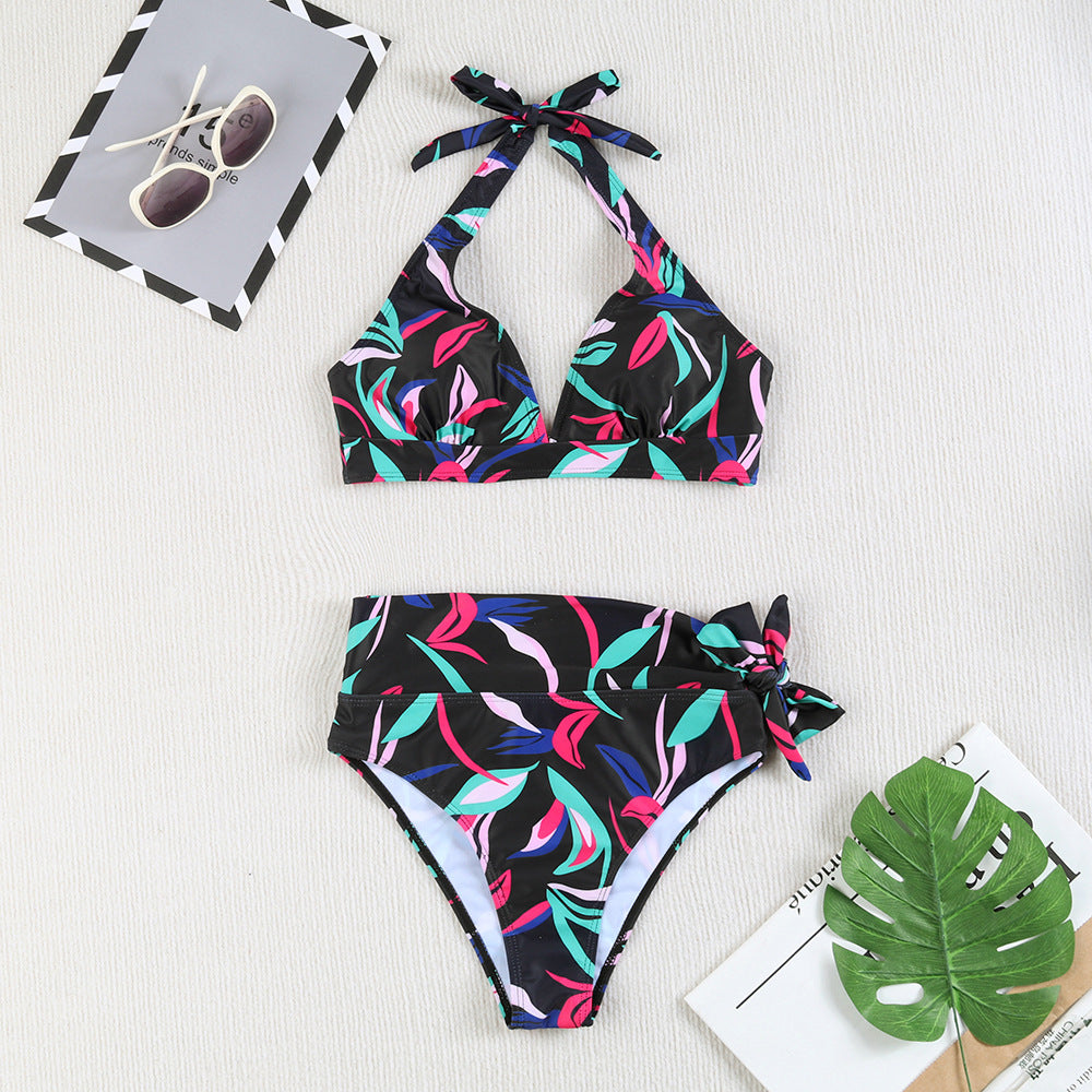 Damen Bikini-Set mit verspieltem Haltertop und hochgeschnittenem Höschen Drune