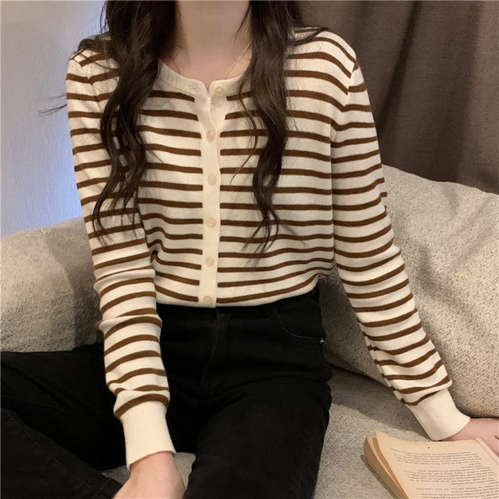 Damen Langärmliger Strickpullover mit Knopfverschluss Drune