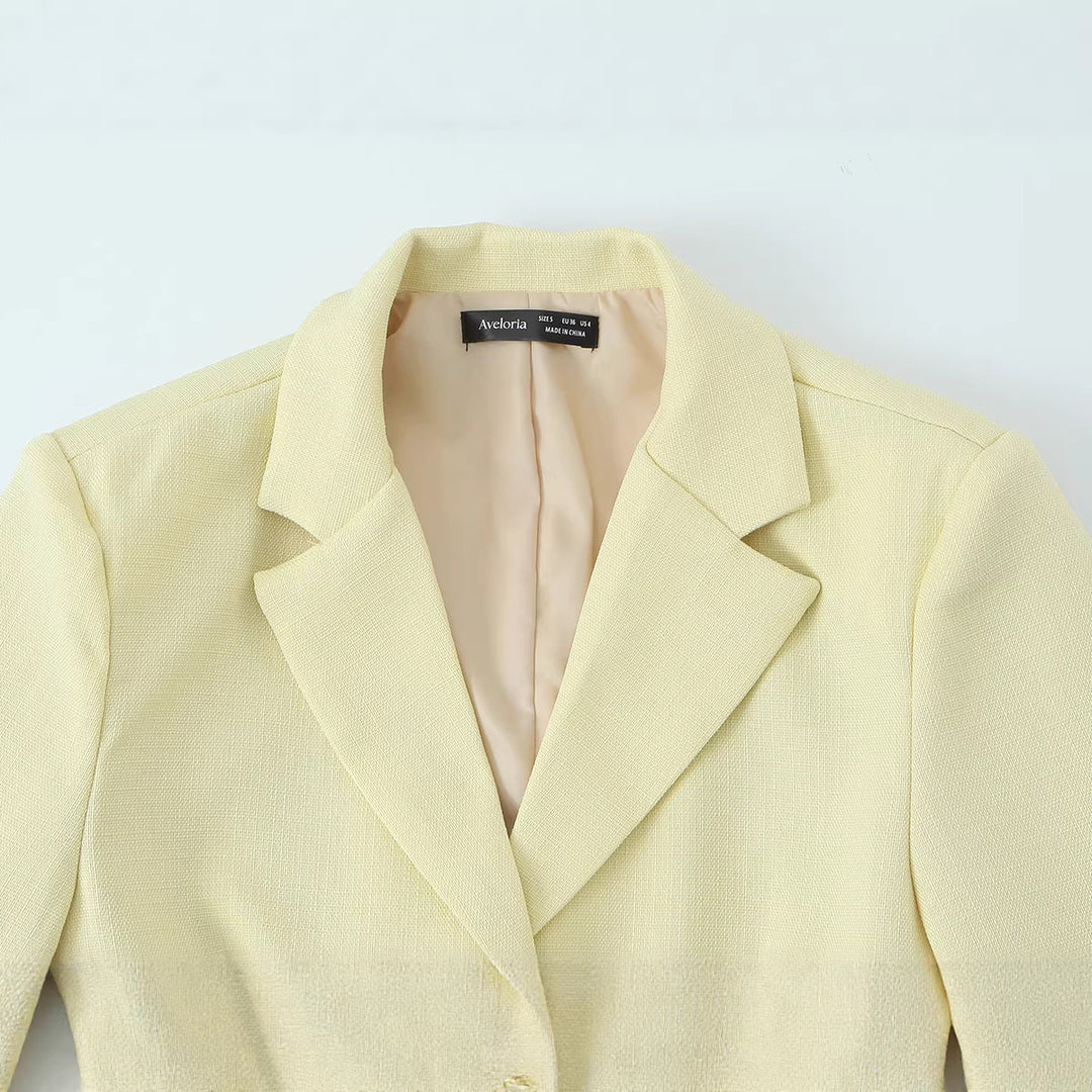 Damen Kurzer Bouclé‑Tweed‑Blazer mit Reverskragen und Zweiknopfverschluss Drune