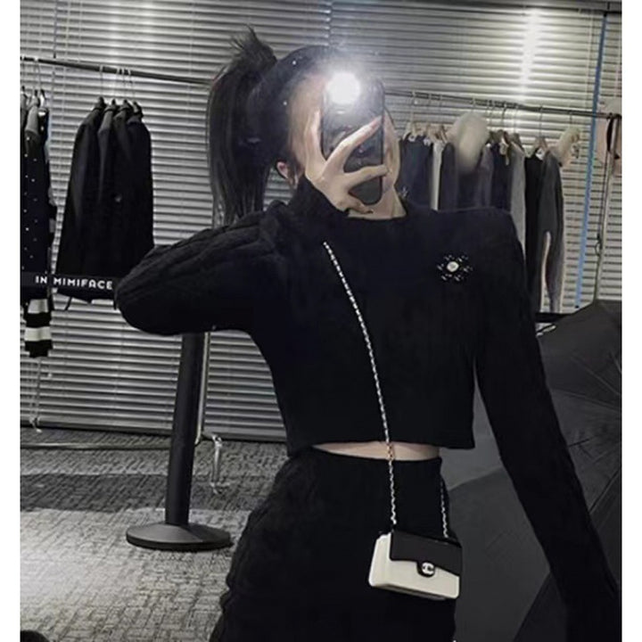 Damen Strickensemble mit cropped Oberteil und tailliertem Rock Drune