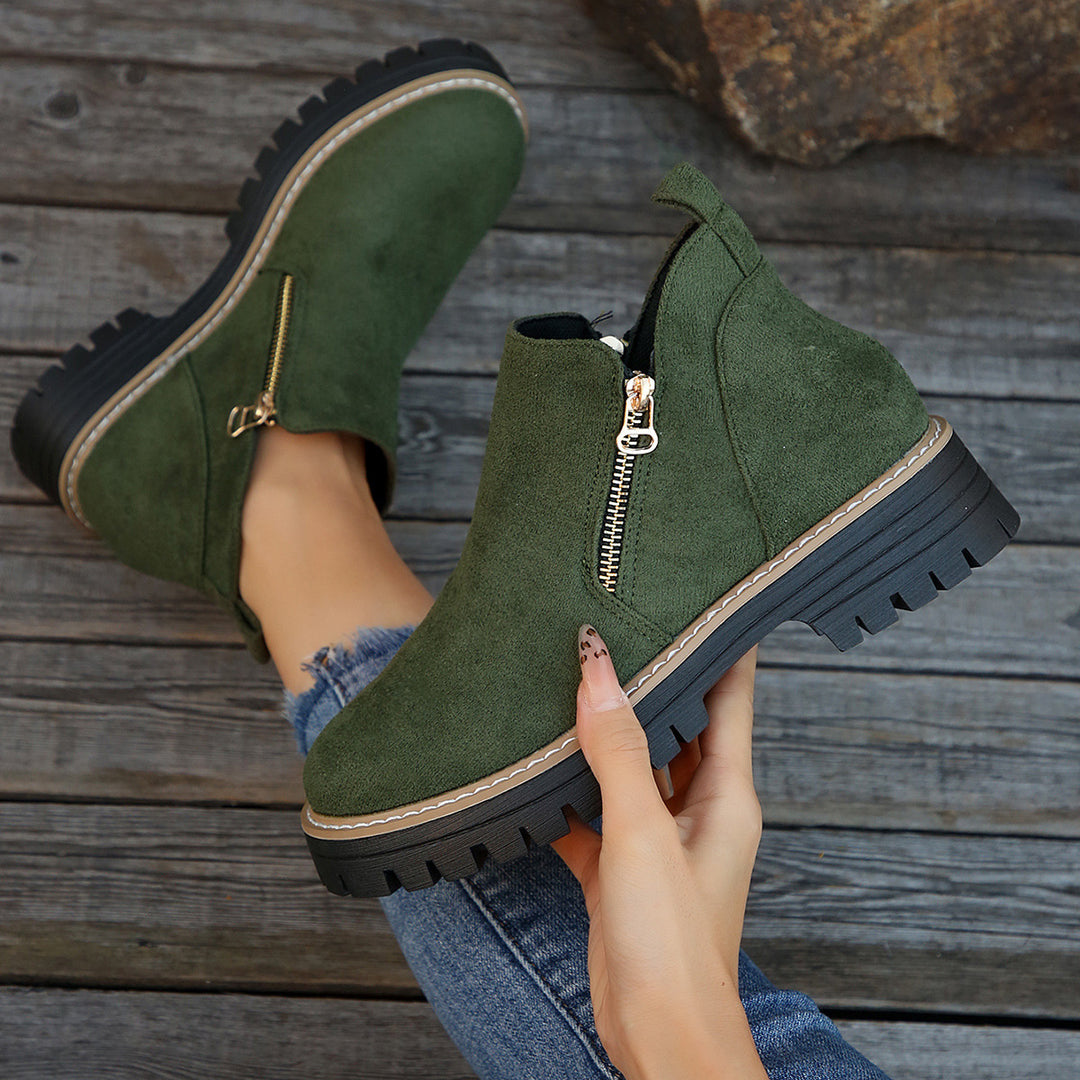 Damen Kurzschaft-Stiefelette aus Velourslederoptik mit profilierter Gummisohle und seitlichem Reißverschluss Drune