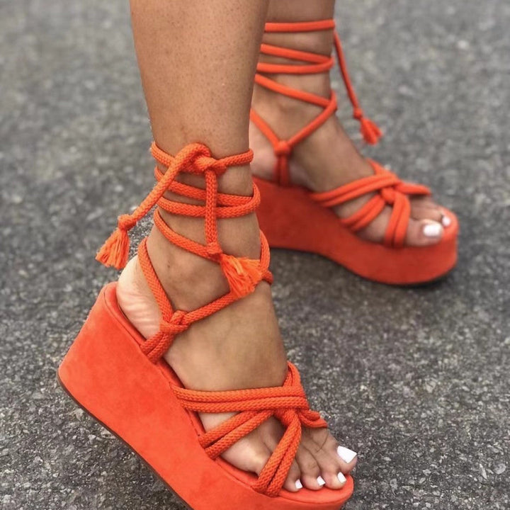 Damen Wedge-Sandalen mit geflochtenem Riemendesign und komfortabler Plateau-Sohle Drune