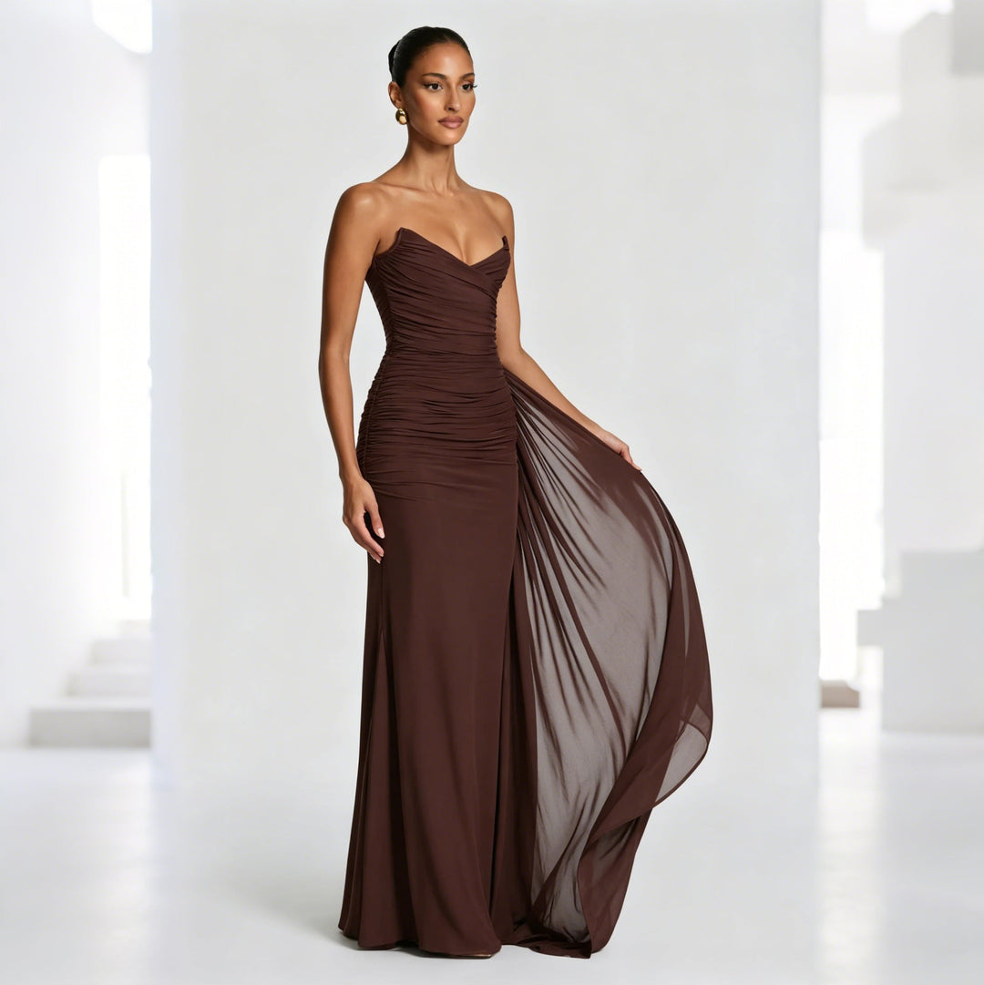 Damen Elegantes und figurbetontes Abendkleid mit asymmetrischen Drapierungen Drune