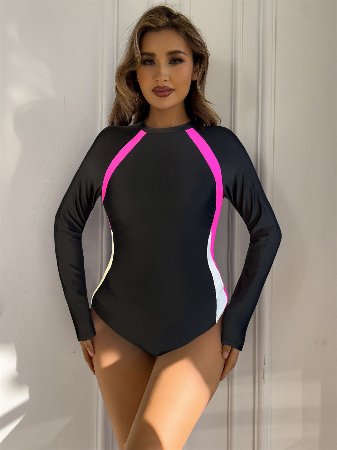 Damen Sportlicher Langarm-Schwimmanzug mit modernem Farbdesign Drune
