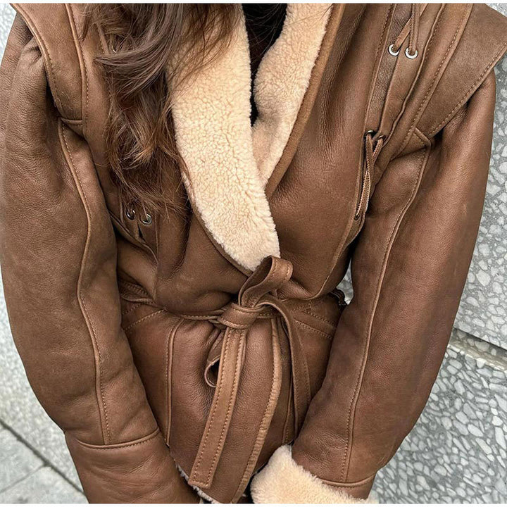 Damen Elegante und stilvolle Jacke mit Kunstfellkragen und taillierter Silhouette Drune