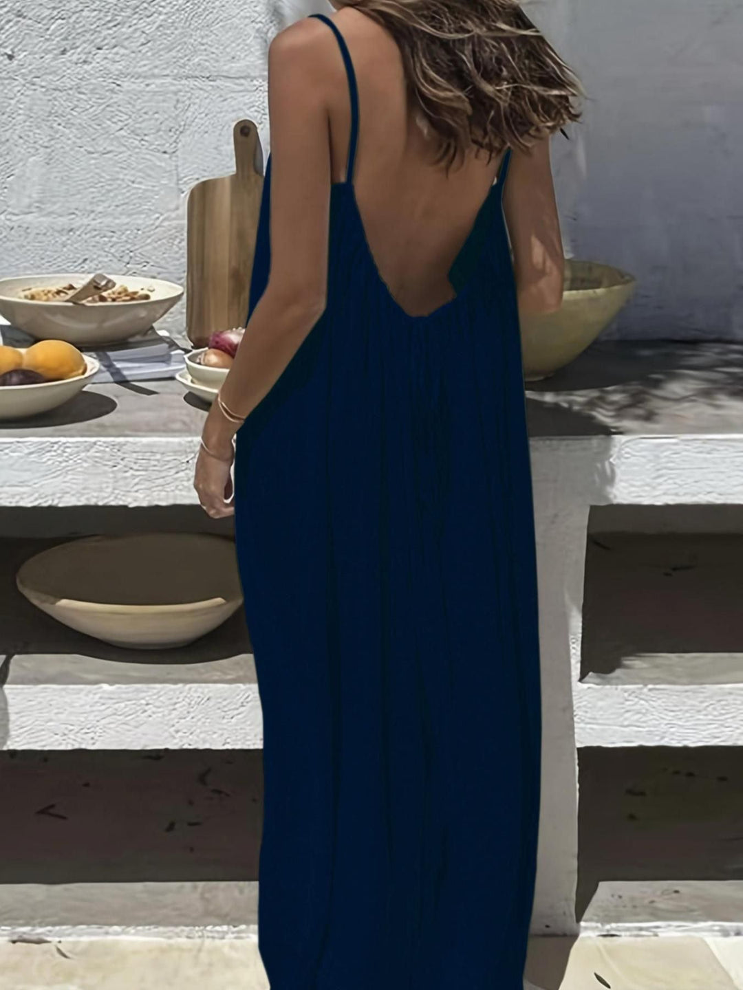 Damen Maxikleid im eleganten Open-Back Design mit feinen Spaghettiträgern Drune