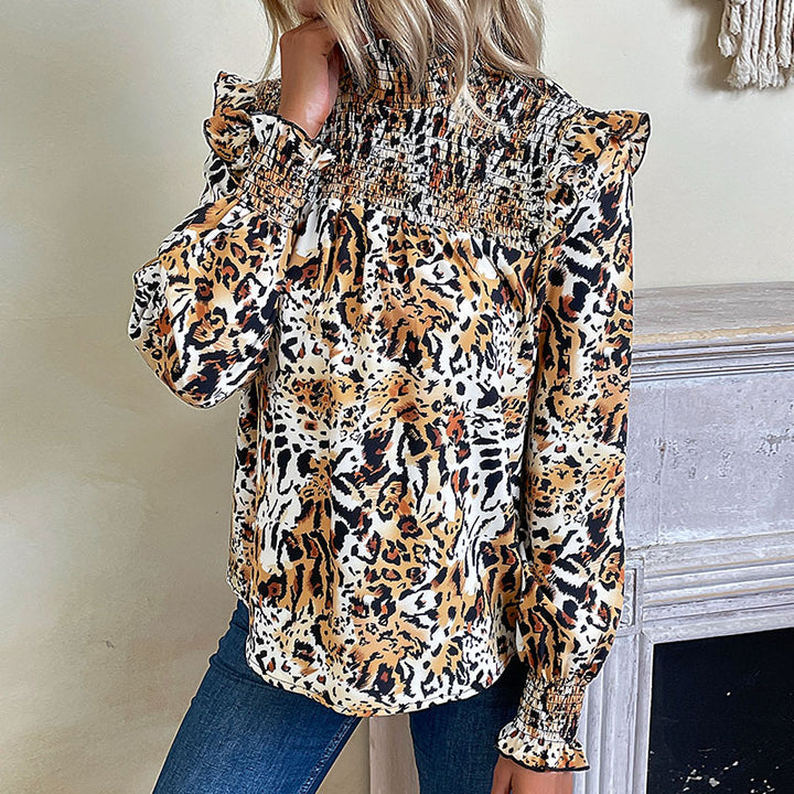 Damen Smocked-Bluse mit hohem Kragen, geraffter Schulterpasse und Animal-Print Drune