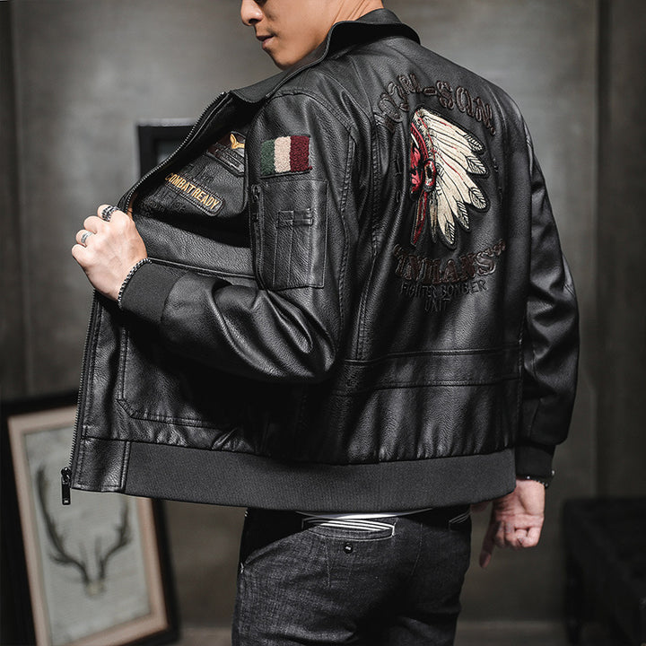 Herren Kunstleder-Bomberjacke mit Patch-Applikationen, Ärmel-Utilitytasche und Rippbündchen Drune